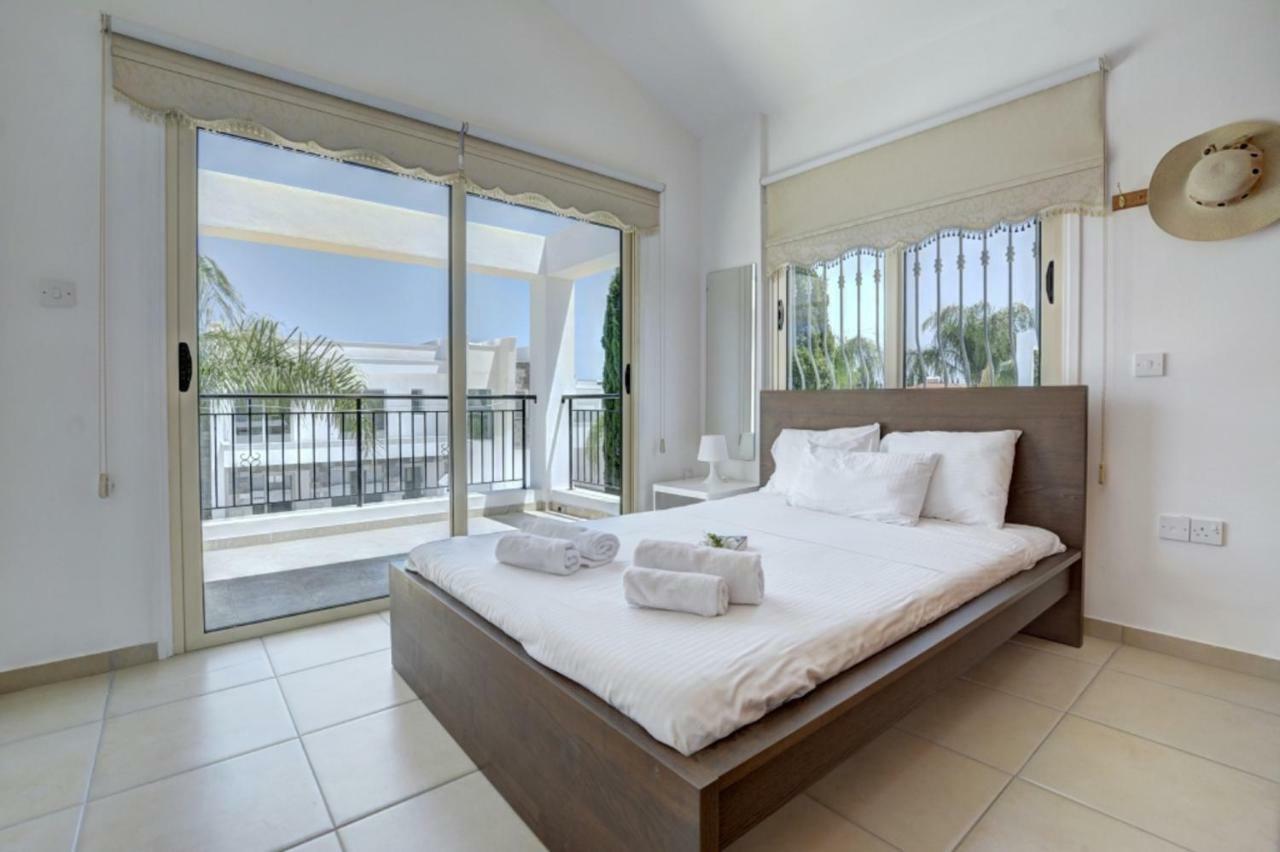 Blue Sea Villa Protaras Luaran gambar
